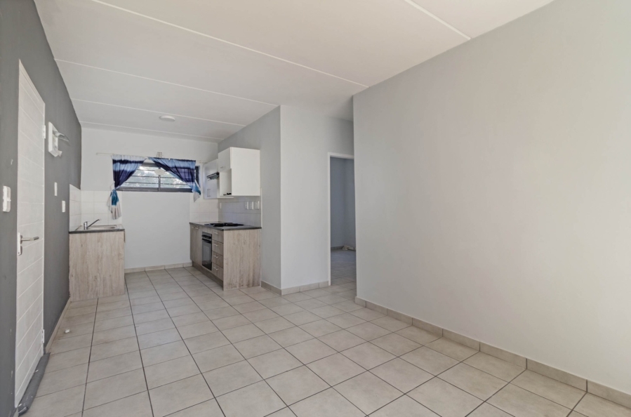 To Let 2 Bedroom Property for Rent in Parklands Western Cape
